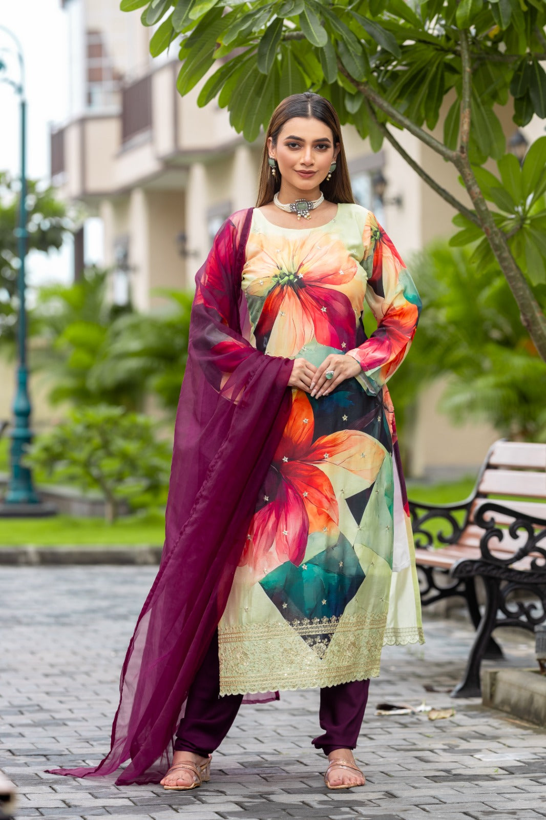Women Floral Printed Empire Thread Work Kurta with Chudidar & With Dupatta