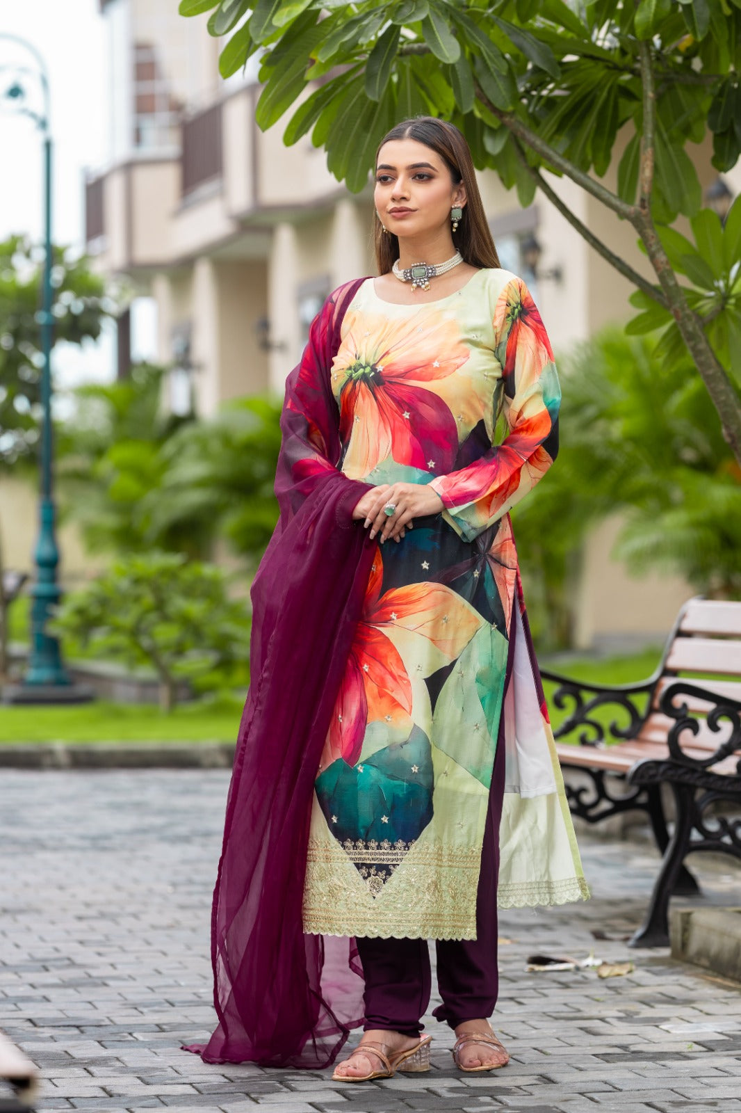 Women Floral Printed Empire Thread Work Kurta with Chudidar & With Dupatta