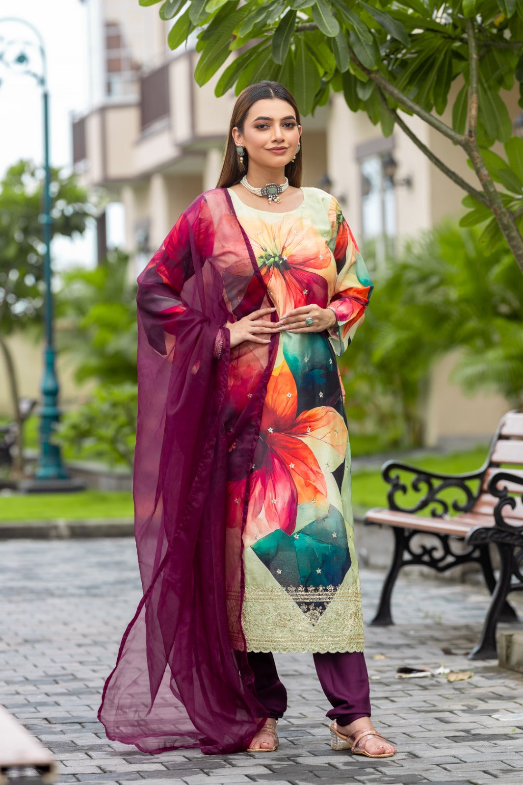 Women Floral Printed Empire Thread Work Kurta with Chudidar & With Dupatta