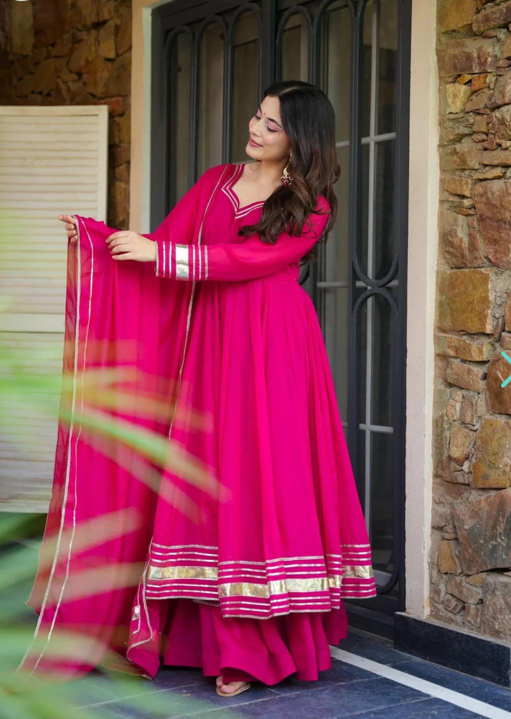 NEW ĐĚSIGNER PARTY WEAR LOOK  GOWN WITH HAVY LACE WORK